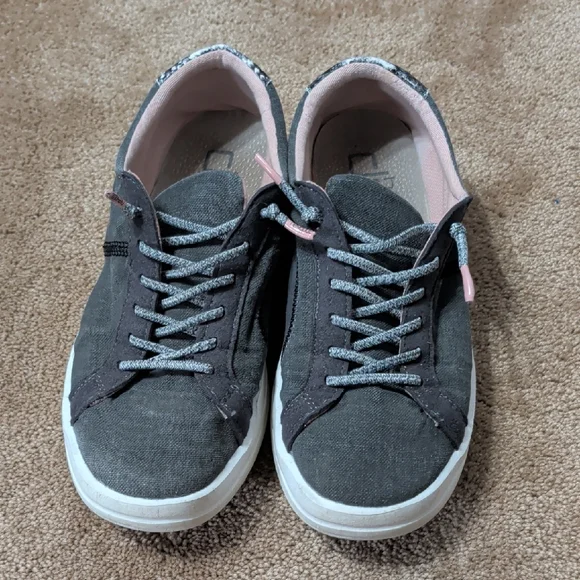 Hey Dude Women's Gray and Pink Shoes - Picture 1 of 5